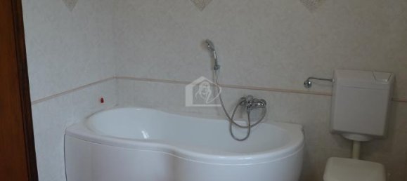 Квартира с 5 комнатами в Судзара, Италия № 145222 13