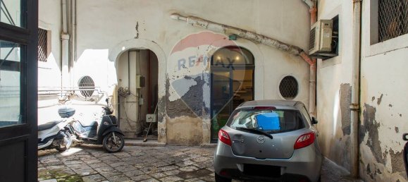 4 rooms Commercial property in Catania, Italy No. 284520 27