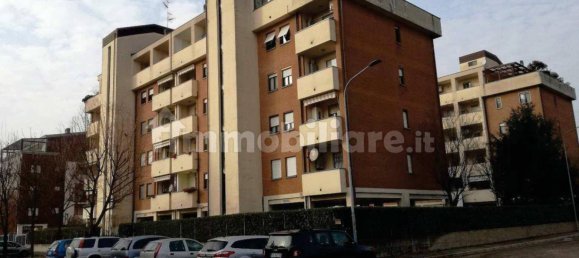 2 bedrooms Apartment in Rho, Italy No. 310698 3