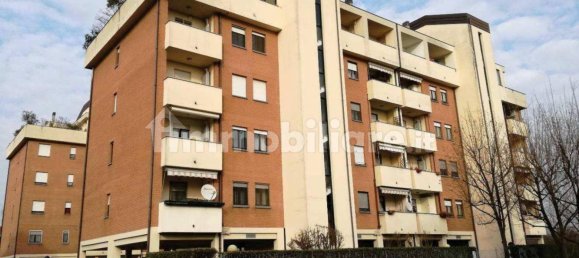 2 bedrooms Apartment in Rho, Italy No. 310698 2