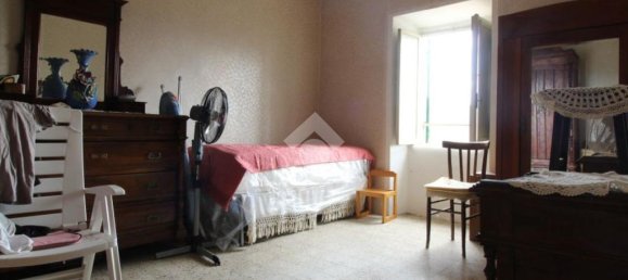 Квартира с 4 спальнями в Скандрилья, Италия № 79916 9