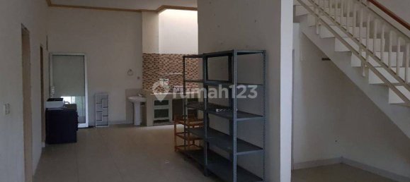 5 bedrooms House in Kalideres, Indonesia No. 1403 7