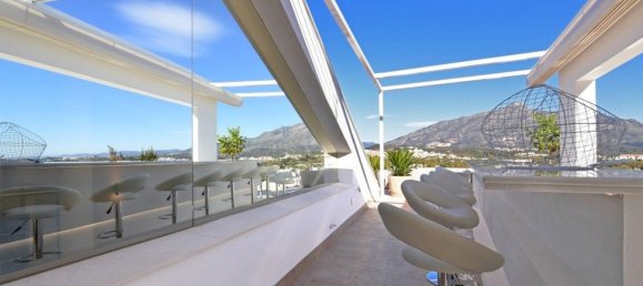 Villa de 7 dormitorios en Marbella, Spain No. 90943 26