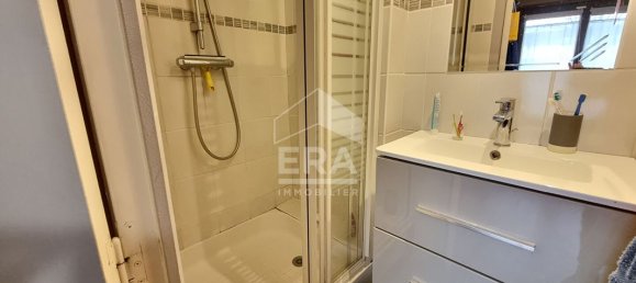 4 bedrooms House in Neuilly-sur-Marne, France No. 135554 11