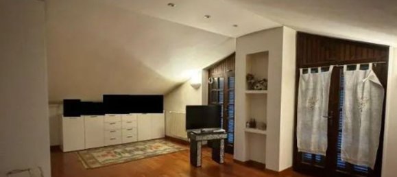 Вилла с 4 комнатами в Безана ин Брианца, Италия № 6265 9