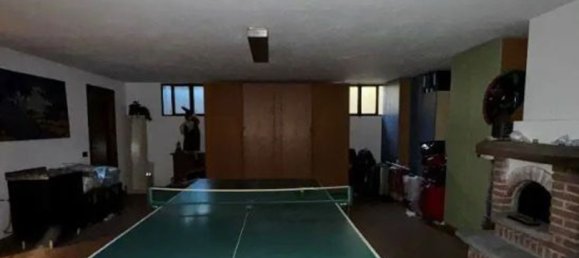 Вилла с 4 комнатами в Безана ин Брианца, Италия № 6265 16