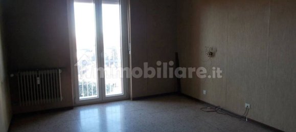 2 Schlafzimmer Wohnung in Saronno, Italy, Nr. 344086 10