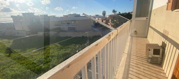 Квартира с 4 комнатами в Битонто, Италия № 19489 9