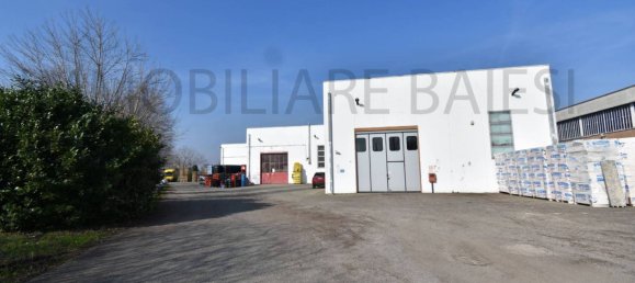 1023m² Warehouse in Castenaso, Italy No. 179007 2