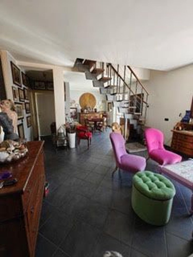 6 Schlafzimmer Haus in Villa Guardia, Italy, Nr. 361929