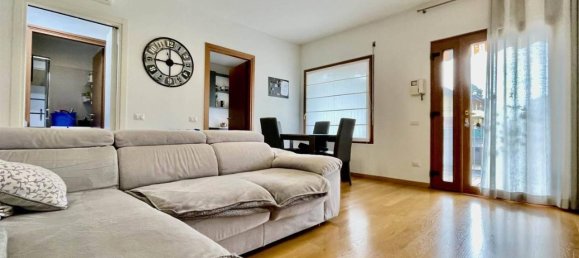 Apartamento de 3 divisões em Fino Mornasco, Italy N.º 29323 13