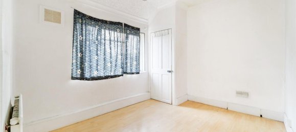 Casa T3 em Feltham, United Kingdom N.º 9814 18