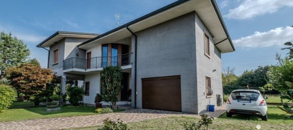 Villa T3 em Castiglione delle Stiviere, Italy N.º 329549 3