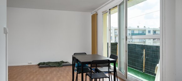 Apartamento de 2 dormitorios en Villers-Cotterets, France No. 91073 2