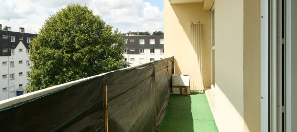 Apartamento de 2 dormitorios en Villers-Cotterets, France No. 91073 7