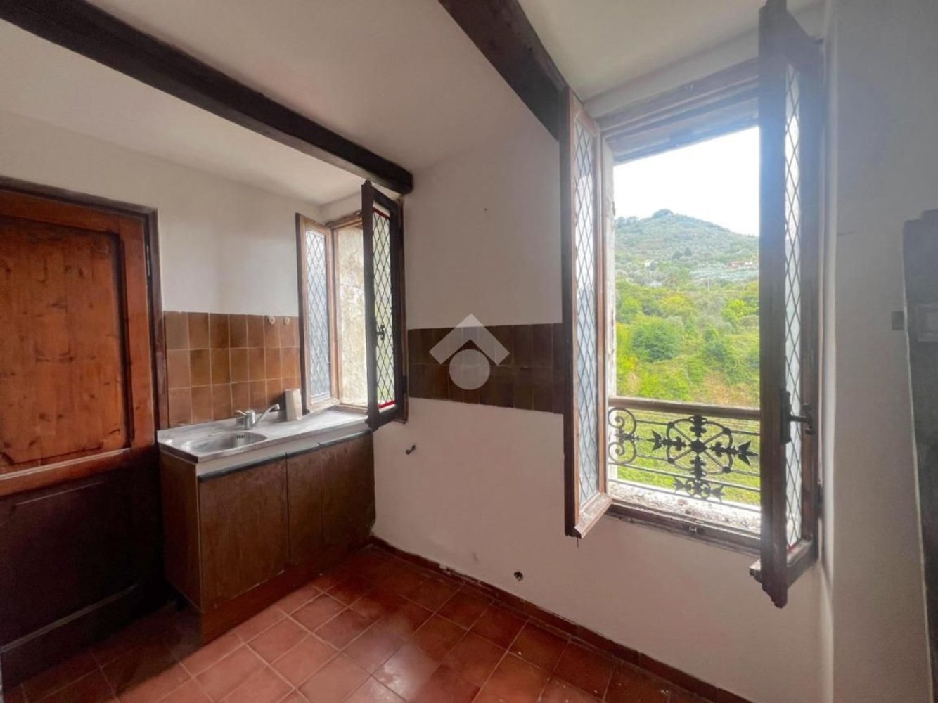 5 غرف نوم شقة في Ceriana, Italy رقم 363631