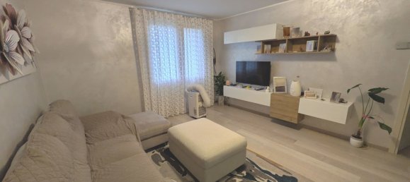 Квартира с 3 спальнями в Порденоне, Италия № 358093 3