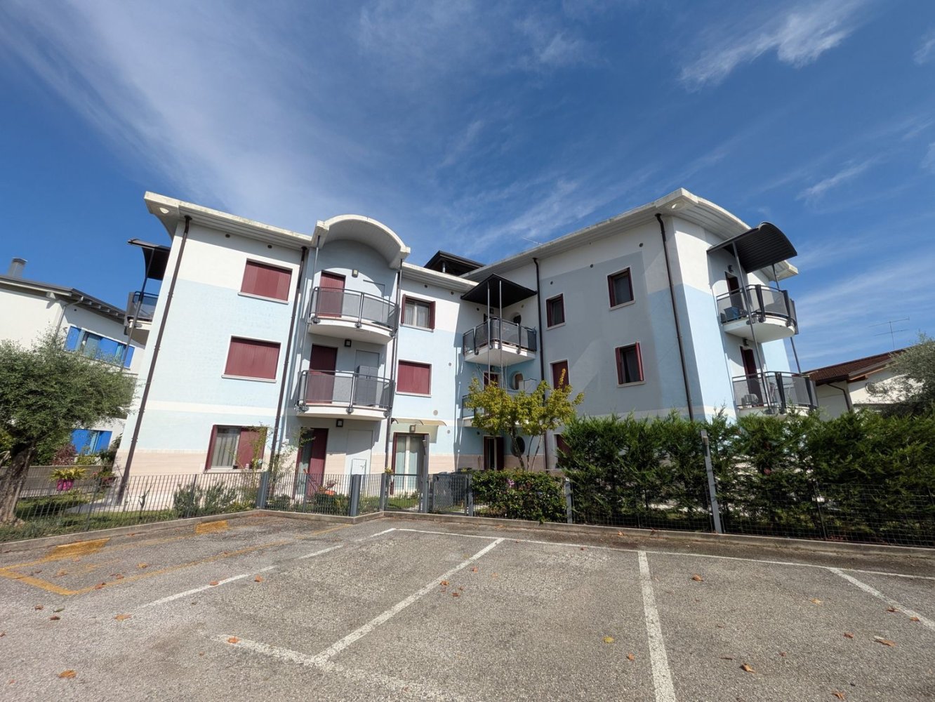 Квартира с 3 спальнями в Порденоне, Италия № 358093