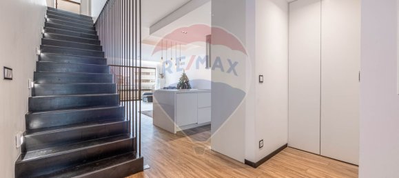 3 bedrooms Duplex in Oeiras, Portugal No. 76765 3