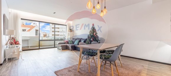 3 bedrooms Duplex in Oeiras, Portugal No. 76765 9