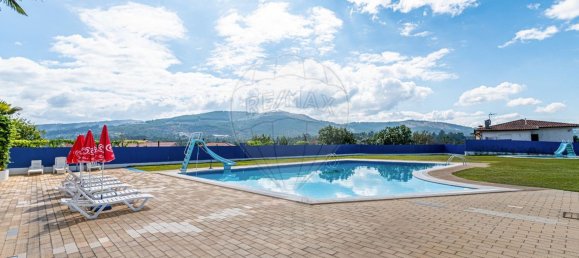 1287m² Commercial property in Santo Emiliao, Portugal No. 41405 19