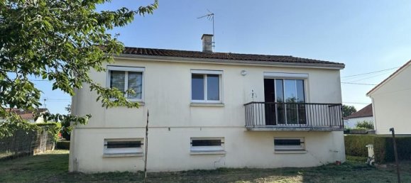2 bedrooms Villa in Montaigu-Vendee, France No. 287872 2