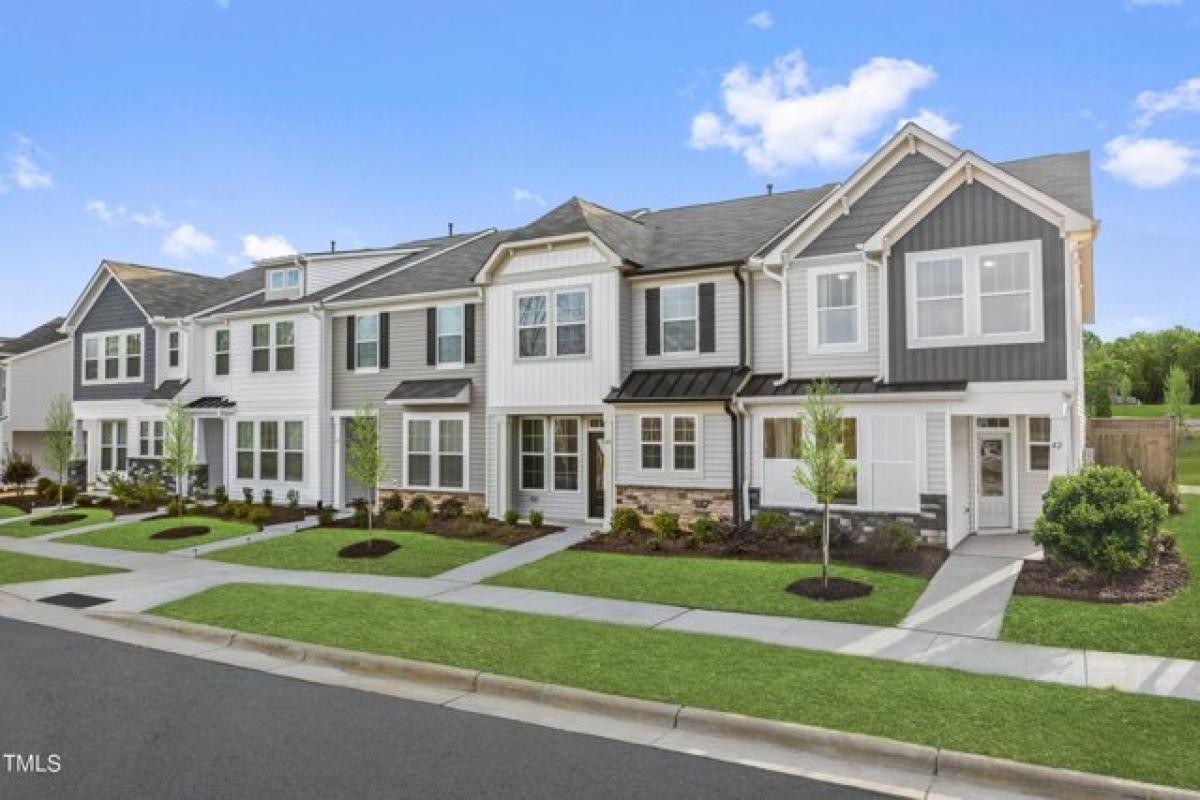 3 bedrooms House in Clayton, USA No. 413926