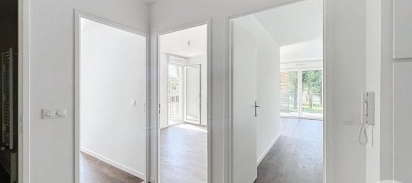 2 bedrooms Apartment in Serris, France No. 171248 4