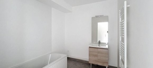 2 bedrooms Apartment in Serris, France No. 171248 12