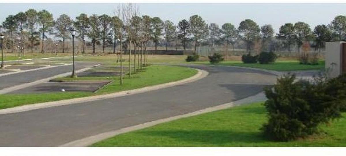  Land in Escobar, Argentina No. 35047