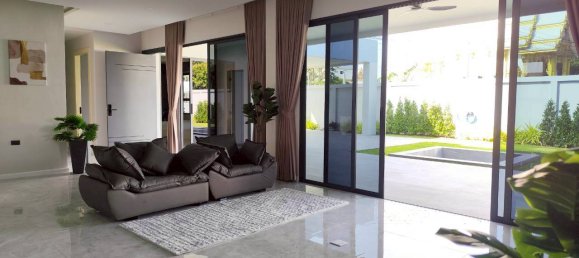 3 chambres house à vendre à Pattaya, Chonburi, Eastern Thailand, Thailand № 71890 12