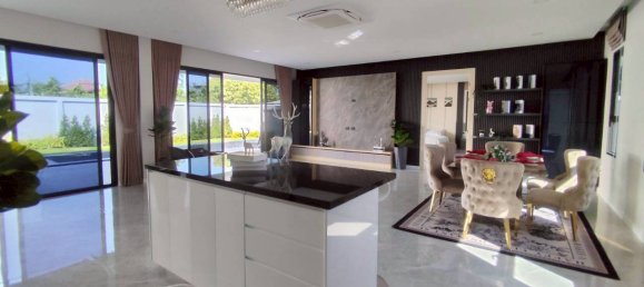3 chambres house à vendre à Pattaya, Chonburi, Eastern Thailand, Thailand № 71890 16