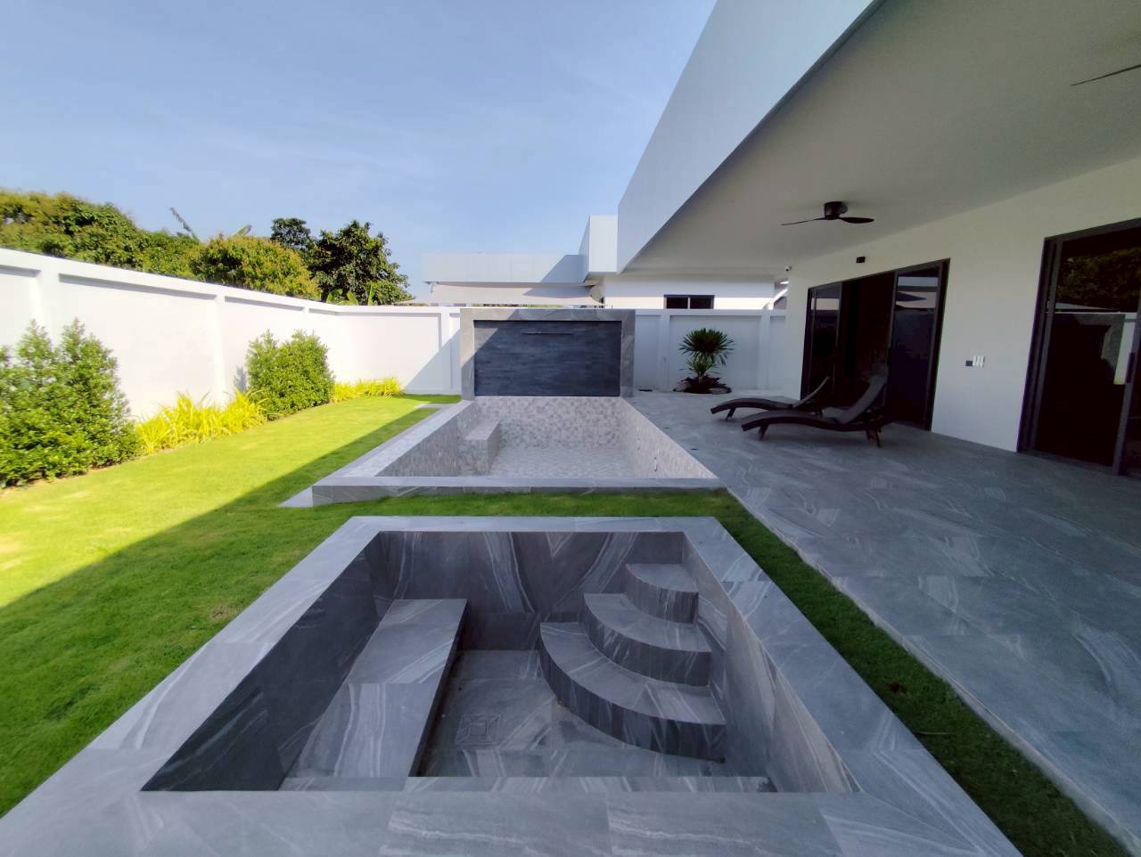 3 chambres house à vendre à Pattaya, Chonburi, Eastern Thailand, Thailand № 71890