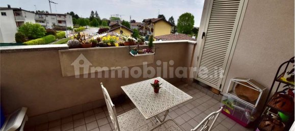 Apartamento de 2 dormitorios en Limido Comasco, Italy No. 6155 6