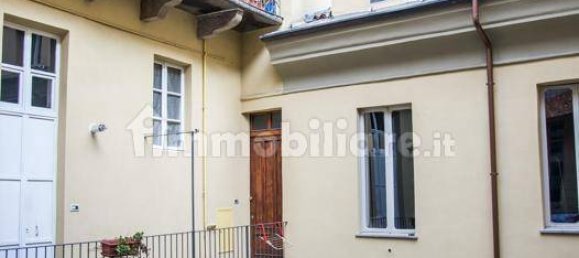 1 chambre Appartement à Turin, Italy No. 151095 2