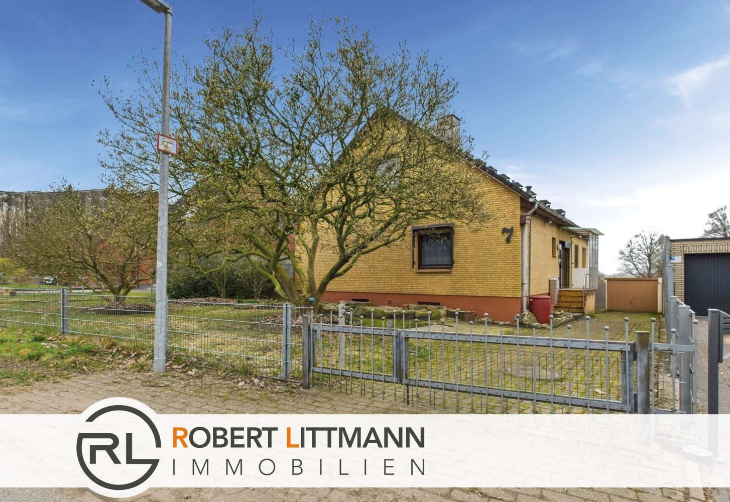 4-Zimmer Bungalow in Bremen, Germany, Nr. 106886