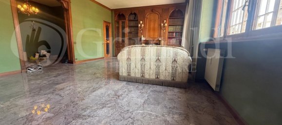 6 rooms Apartment in Rome, Italy No. 297129 7