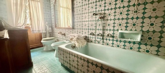 6 rooms Apartment in Rome, Italy No. 297129 22