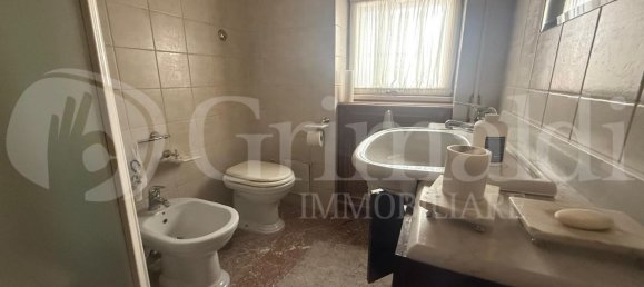 6 rooms Apartment in Rome, Italy No. 297129 21