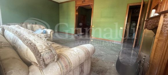 6 rooms Apartment in Rome, Italy No. 297129 8