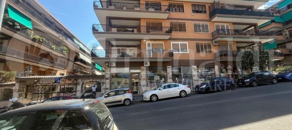 6 rooms Apartment in Rome, Italy No. 297129 26
