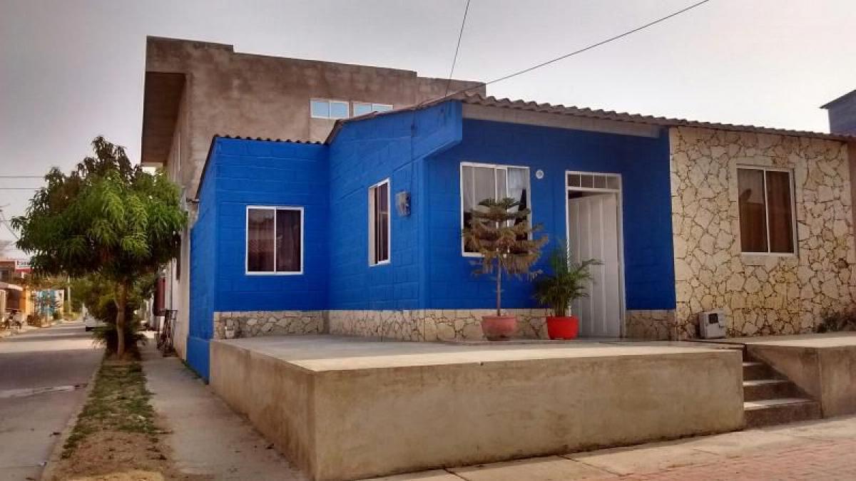 2 bedrooms House in Bolivar, Colombia No. 1901