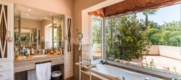 7 bedrooms Villa in Marbella, Spain No. 71837 14