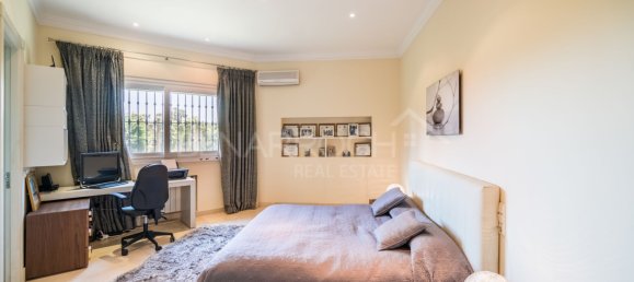 7 bedrooms Villa in Marbella, Spain No. 71837 12