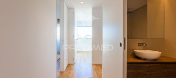 4 bedrooms Penthouse in Porto, Portugal No. 51635 19