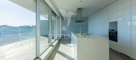 4 bedrooms Penthouse in Porto, Portugal No. 51635 27