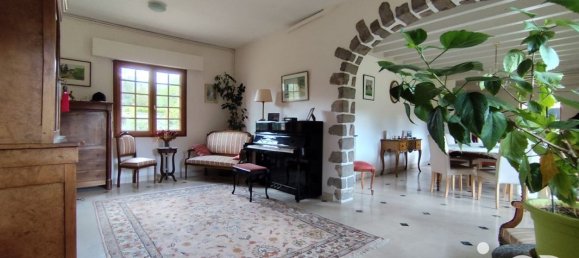 9 bedrooms House in Jouy, France No. 70889 9