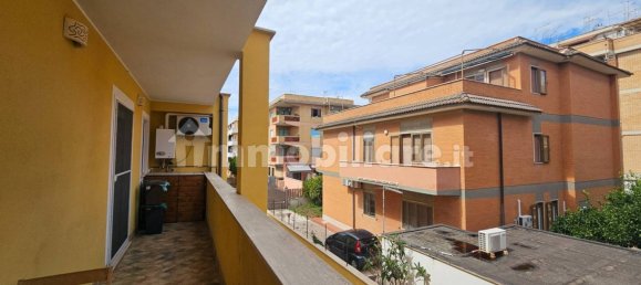 Apartamento de 1 dormitorio en Fiumicino, Italy No. 335925 10