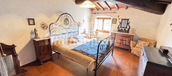 2 bedrooms Apartment in Reggello, Italy No. 328822 11