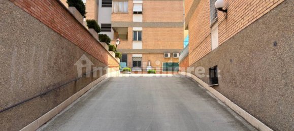 1 bedroom Apartment in Rome, Italy No. 294038 7